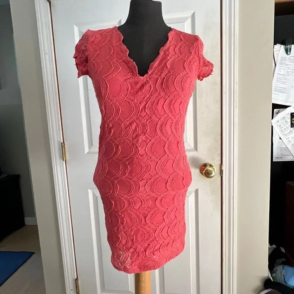 Nightcap Women's Dusty Coral Body Lace Deep V-Neck Pencil Mini Dress